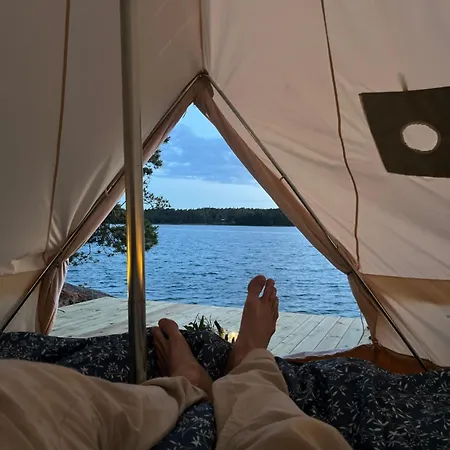 Glamping On The Waterfront * Hammarland