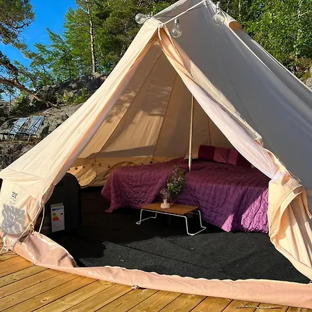 Glamping On The Waterfront
