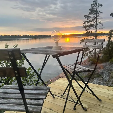 Glamping On The Waterfront Hammarland