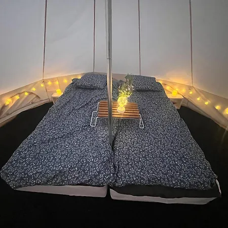 Glamping On The Waterfront *
